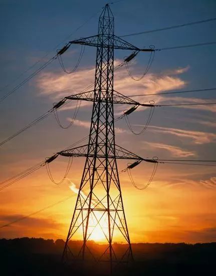 看一個(gè)電力鐵塔，你能推出多少信息