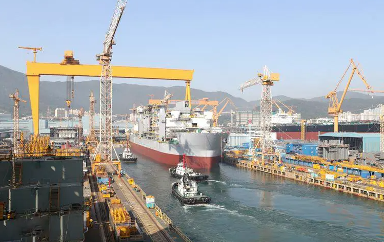 海域碼頭、散貨船跟蹤監(jiān)測(cè)攝像頭起到的作用